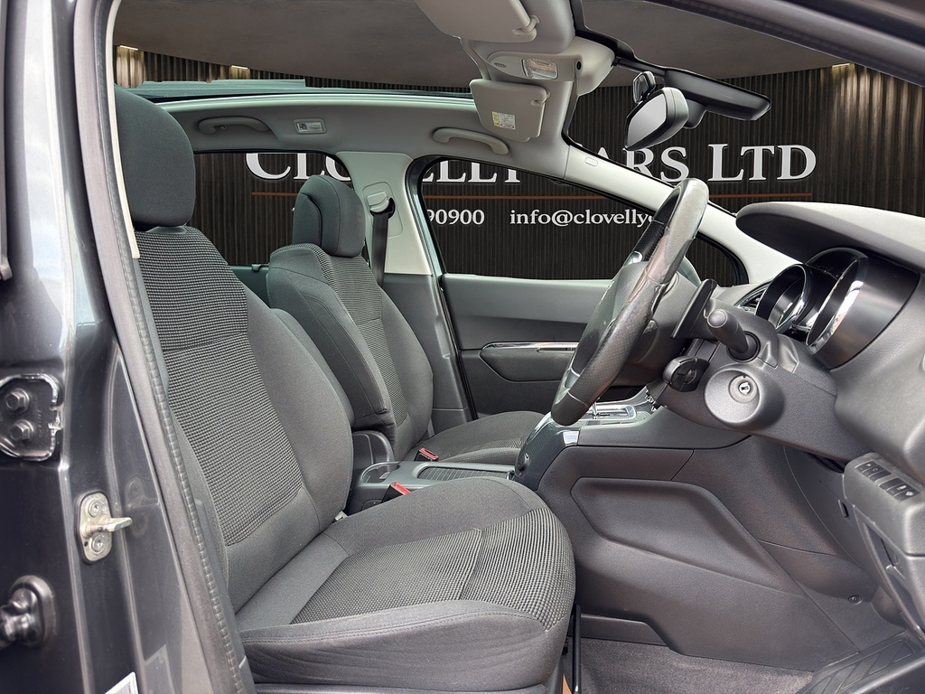 Peugeot 5008 Mpv 1.6 Hdi Allure Euro 5 201464 Grey #23