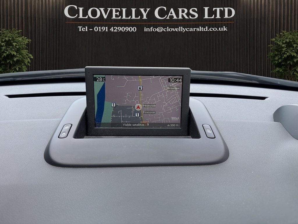 Peugeot 5008 Mpv 1.6 Hdi Allure Euro 5 201464 Grey #24