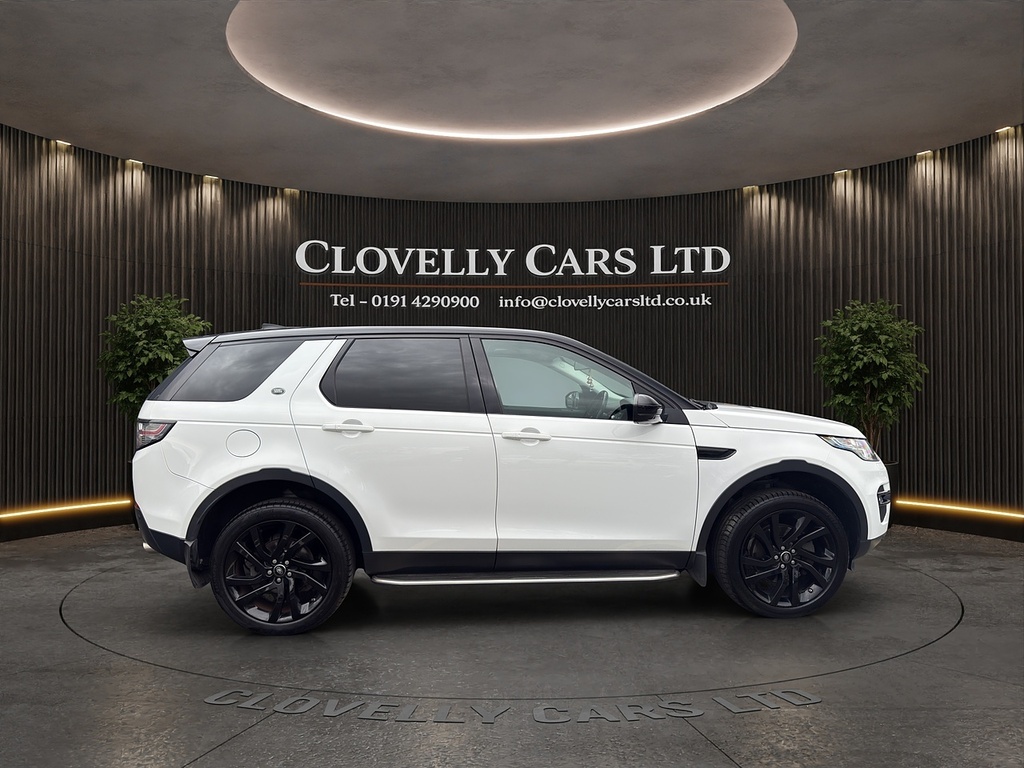 Land Rover Discovery Sport 2.0 Td4 Hse Suv 4Wd Euro 6 Ss YY68EYS White #2