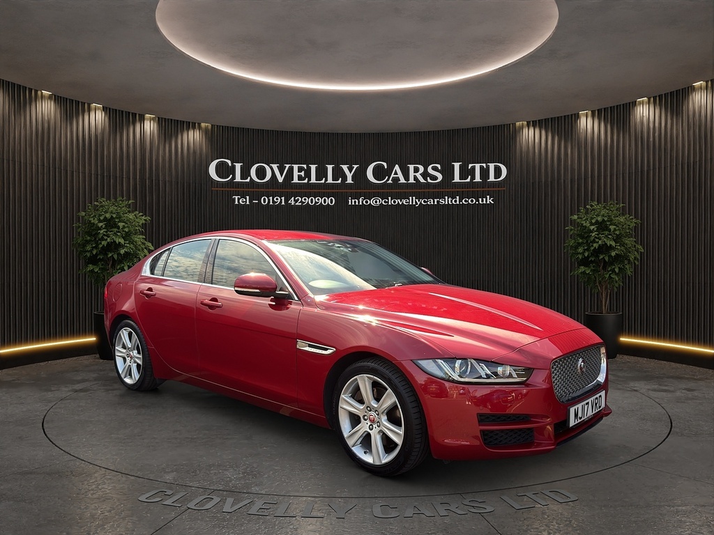 Jaguar XE 2.0I Portfolio Saloon Euro 6 Ss Red