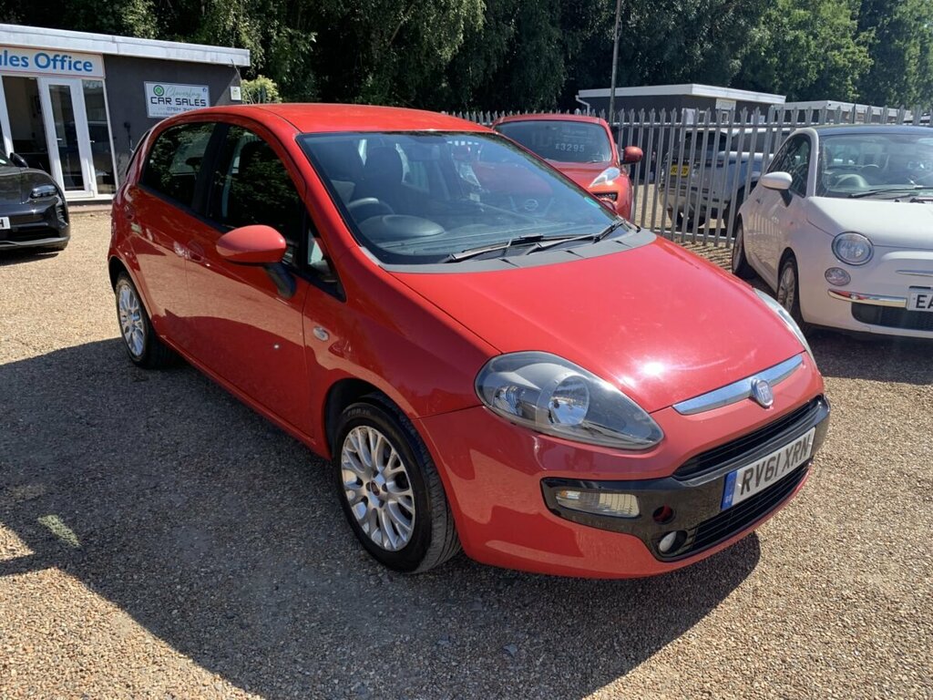 Fiat Punto Manual Red #2