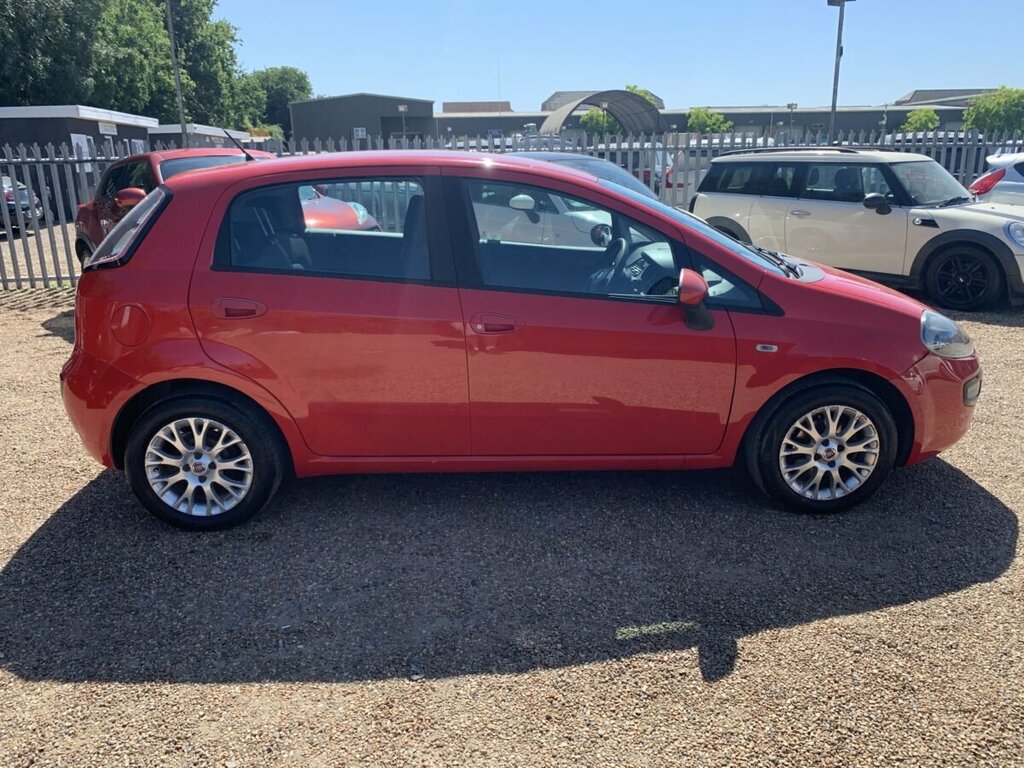 Fiat Punto Manual Red #3