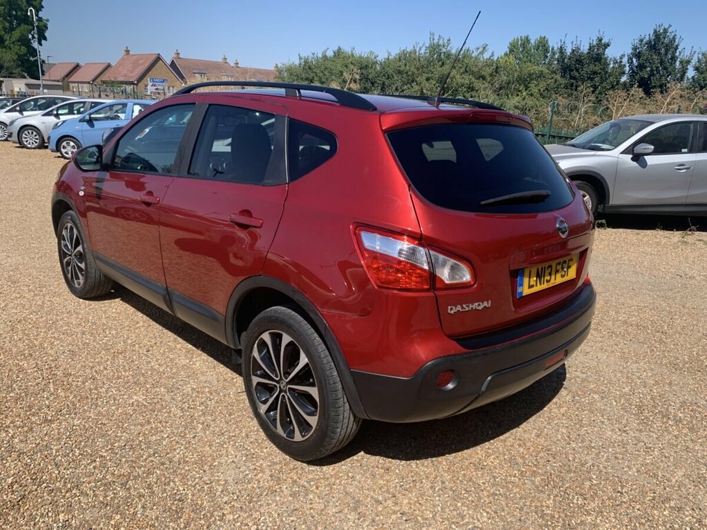 Nissan Qashqai Petrol Red #6