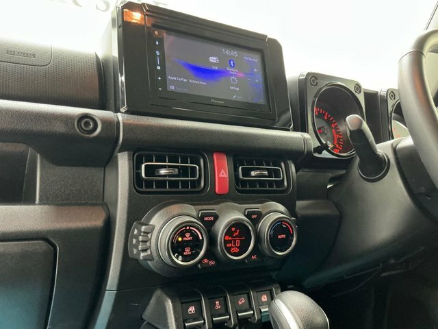 Suzuki Jimny 1.5 Sierra Suv Black #28