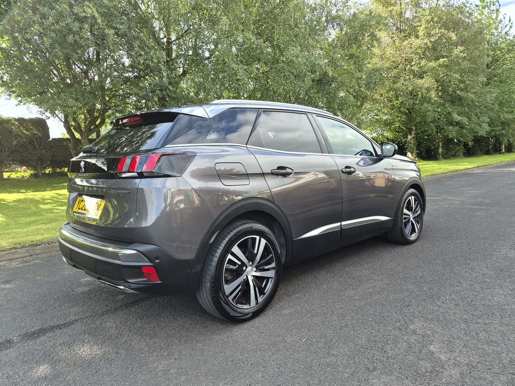 Peugeot 3008 Gt Line 1.5 Hdi Grey #4