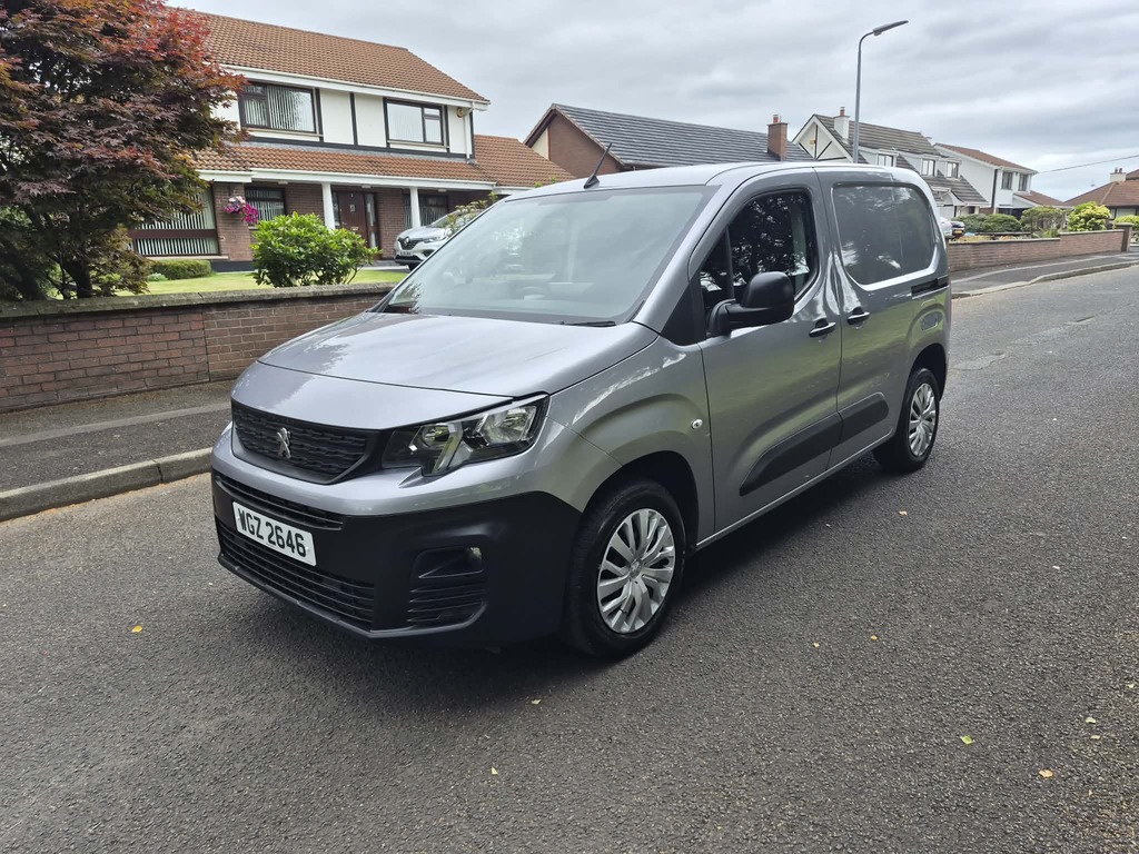 Peugeot Partner 1000 Professional 1.5 Blue Hdi 100Bhp Grey #5