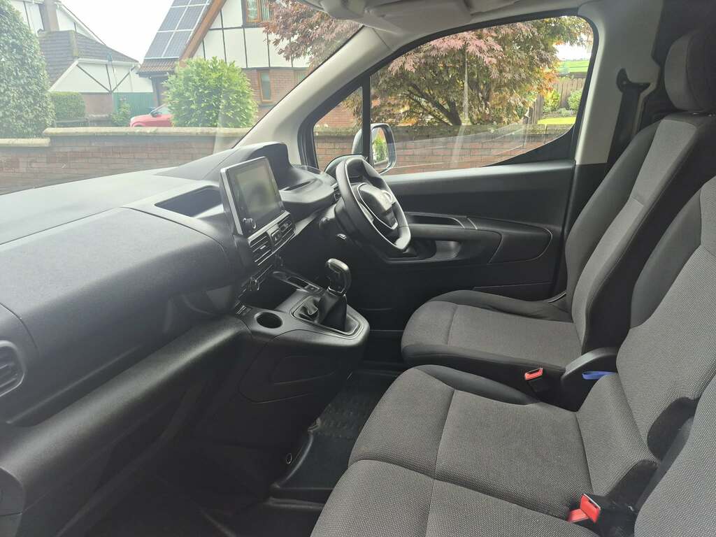 Peugeot Partner 2020 1000Kg 1.5Hdi 100Bhp Professional 6 Seater Cr White #11