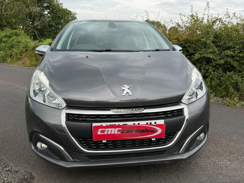 Peugeot 208 Signature Grey #5