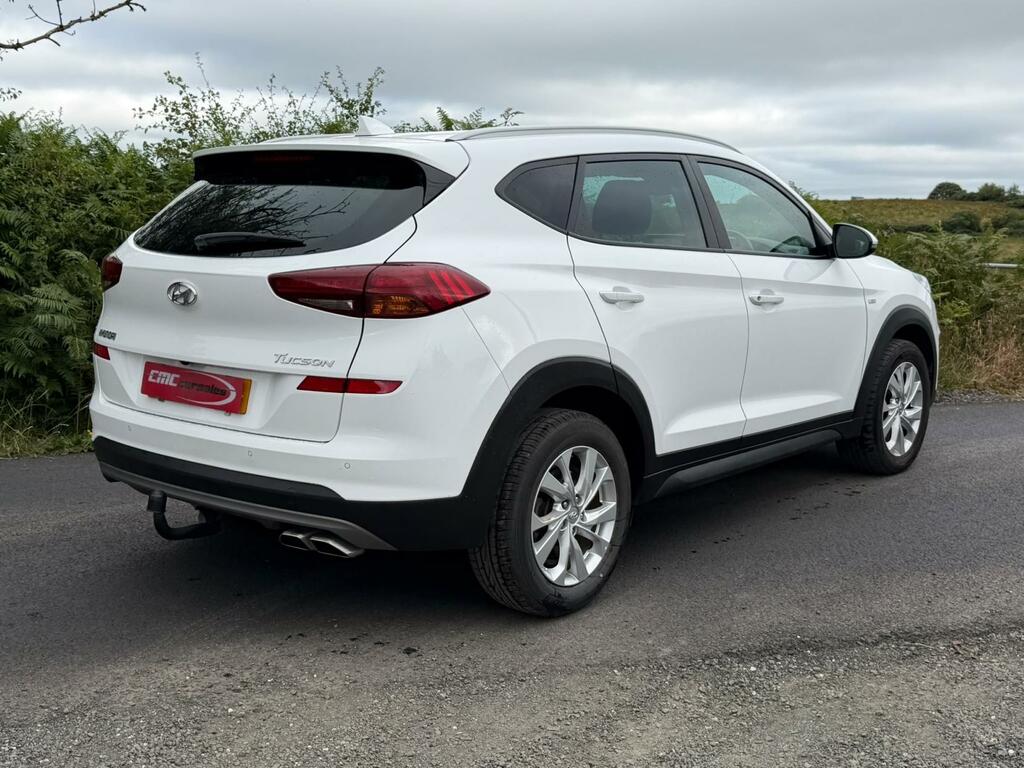 Hyundai Tucson 1.6 Crdi Mhev Se Nav Suv Hybrid White #4