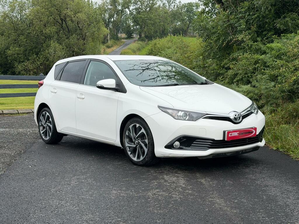 2016 Toyota Auris