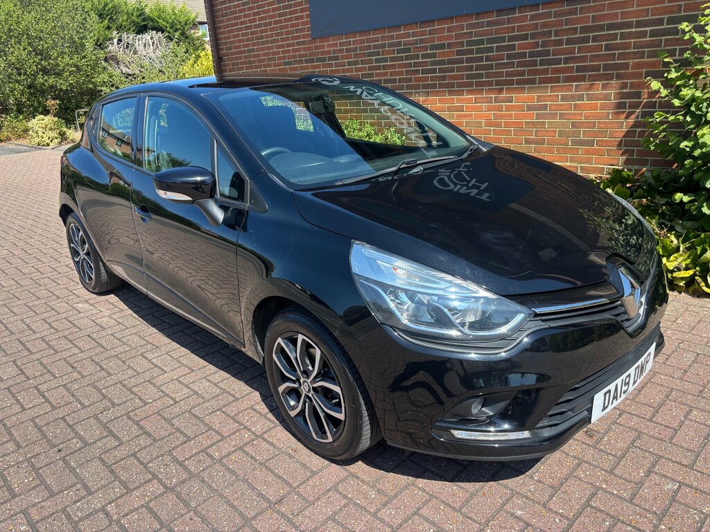 Renault Clio 0.9 Tce Play Hatchback Euro 6 S Black
