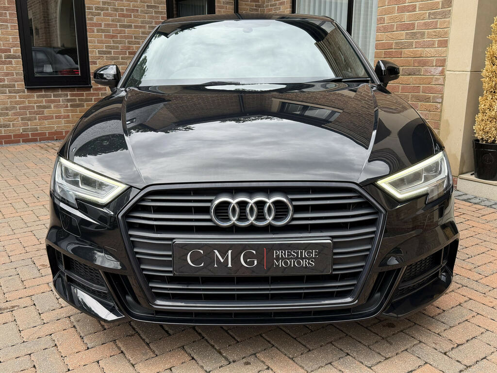 Audi A3 1.5 Tfsi Cod 35 Black Edition Sportback S Tronic E Black #2