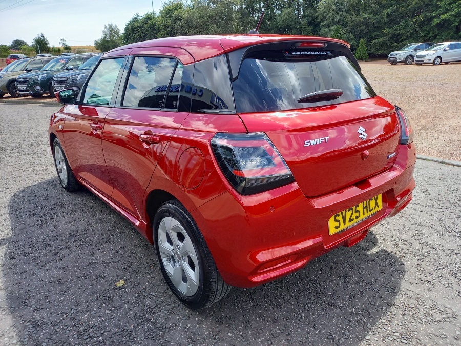 Suzuki Swift 1.2 Mild Hybrid Motion Cvt Red #5