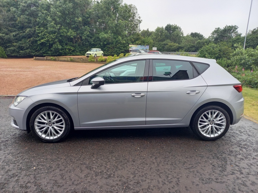 Seat Leon 1.6 Tdi Se Dynamic Ez Dsg Silver #4