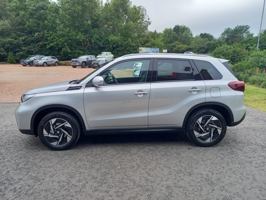 Suzuki Vitara 1.4 Boosterjet Mhev 109 Ultra Allgrip Silver #4