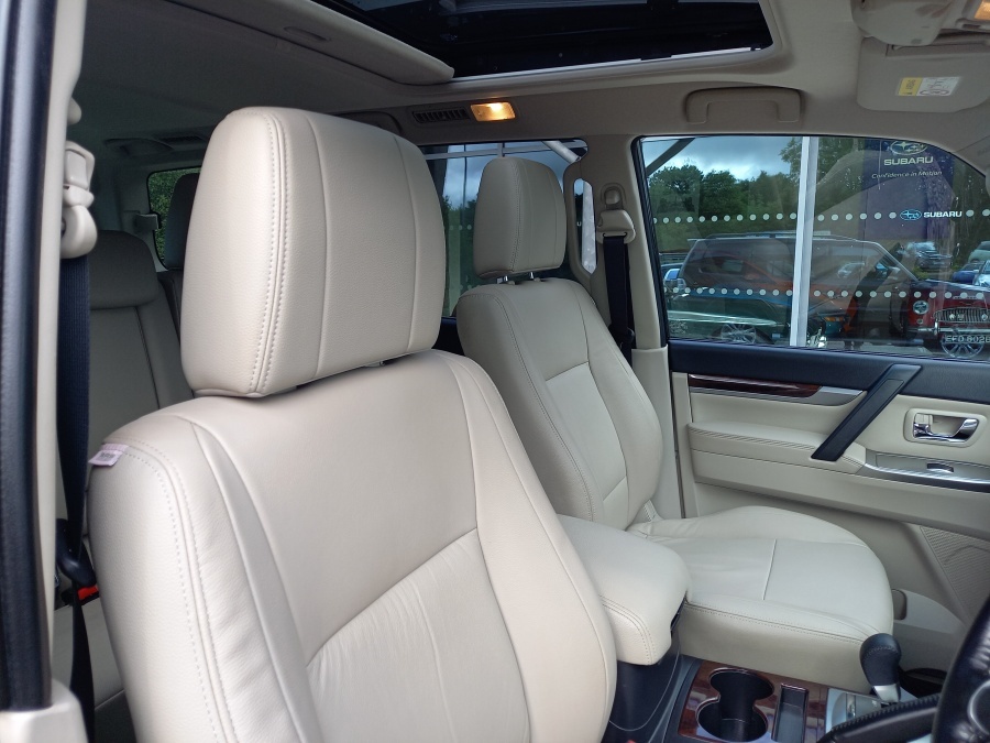 Mitsubishi Shogun Grey Grey #17