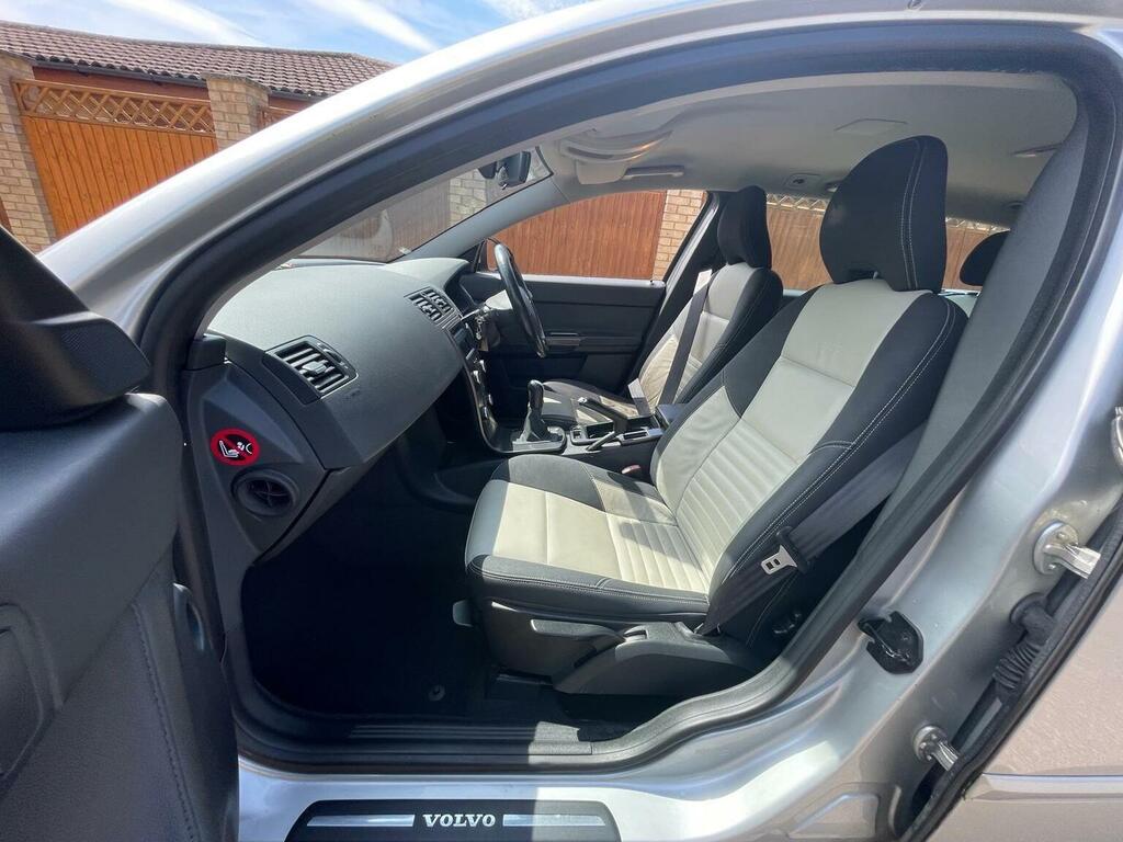 Volvo V50 D Drive Se Lux Great Workhorse And Low Road Tax Blue #15