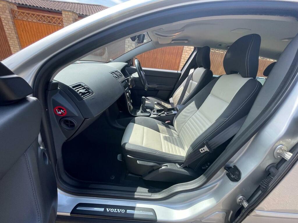 Volvo V50 D Drive Se Lux Great Workhorse And Low Road Tax Blue #14