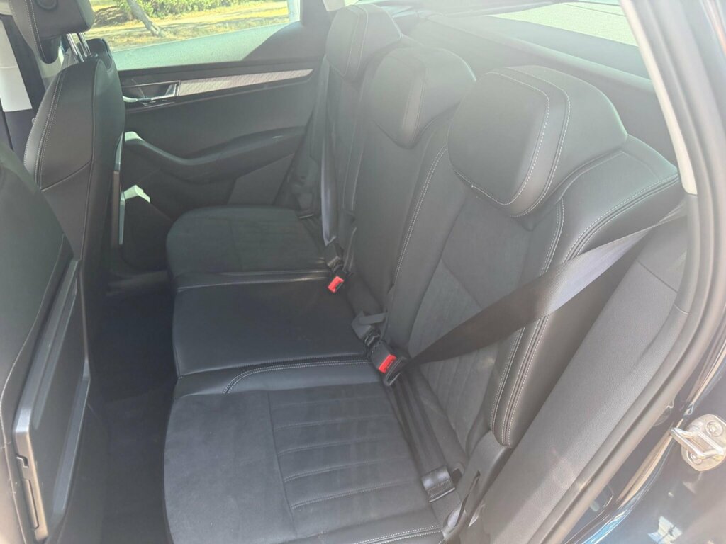 Skoda Karoq 2.0 Tdi Se Drive Red #8
