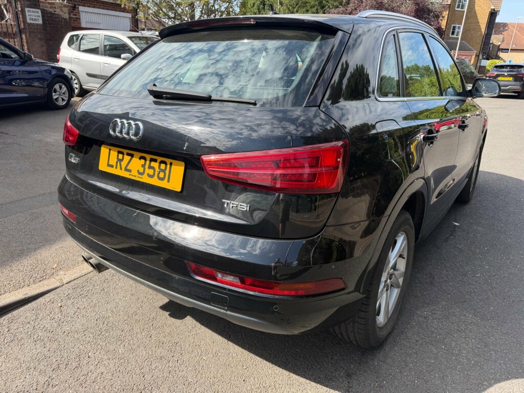 Audi Q3 1.4 Tfsi Cod Se S Tronic Euro 6 Ss LRZ3581 Black #2