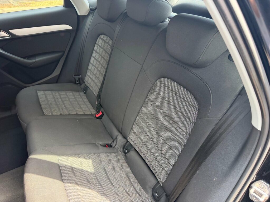 Audi Q3 1.4 Tfsi Cod Se S Tronic Euro 6 Ss LRZ3581 Black #3