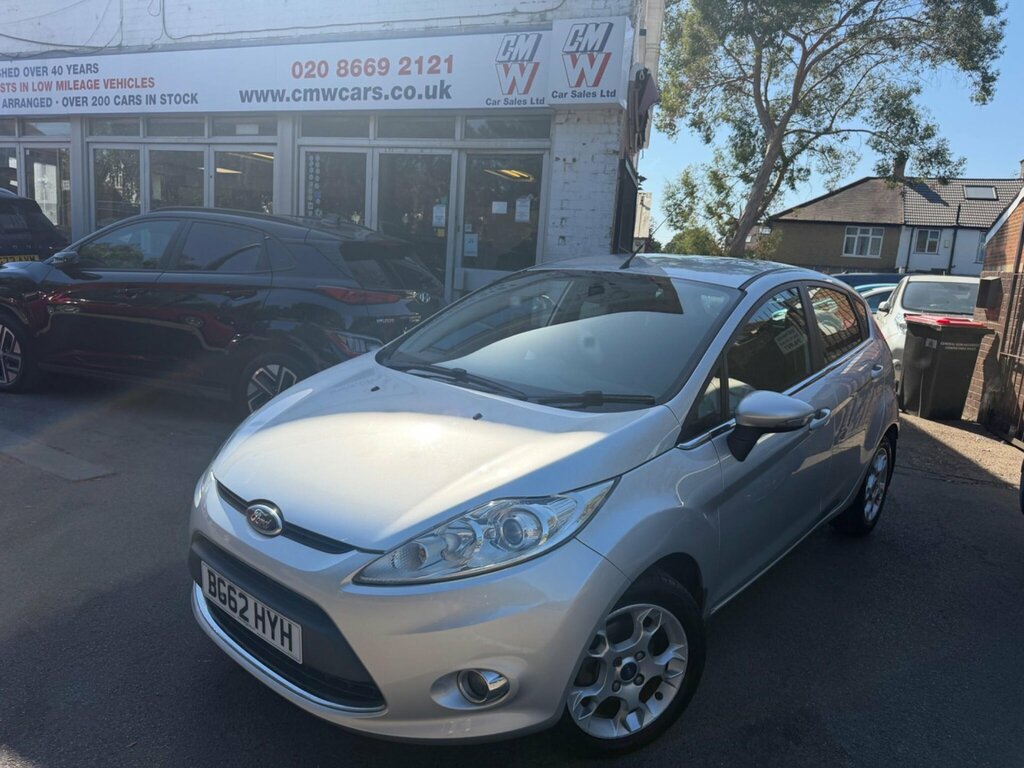 Ford Fiesta 1.25 Zetec Hatchback Euro 5 82 White #1
