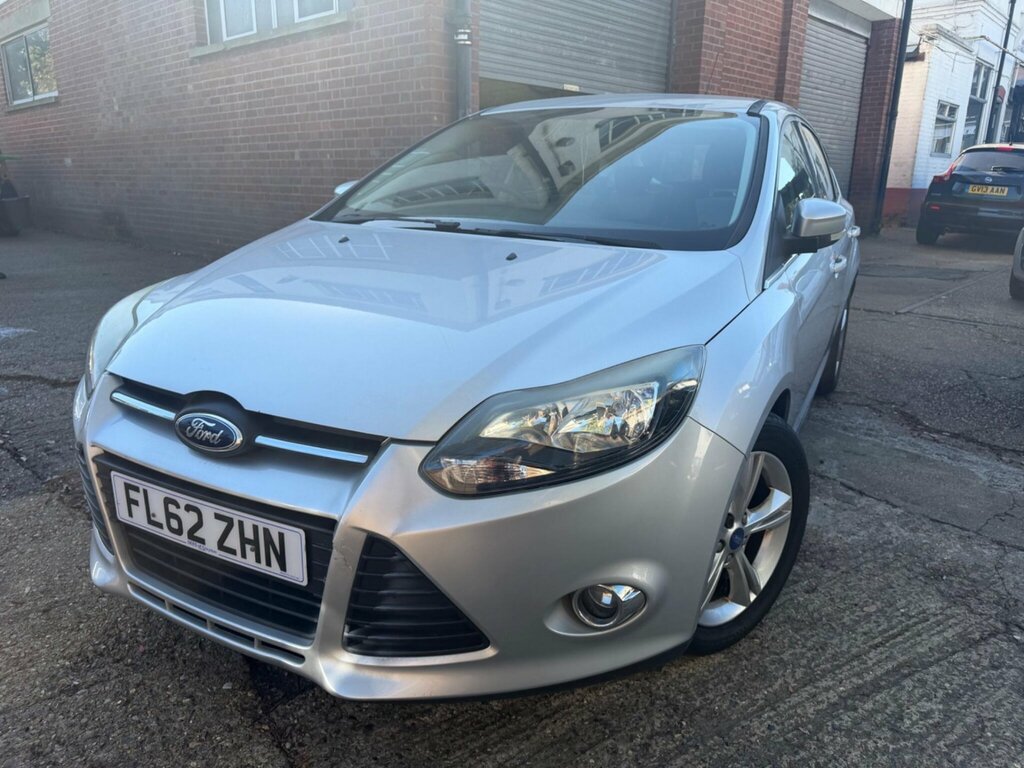Ford Focus 1.6 Tdci 115 Zetec Low Mileage Free Tax Black #1