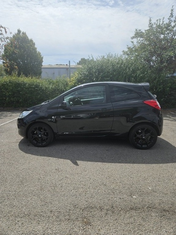 Ford KA Grand Prix Black #6