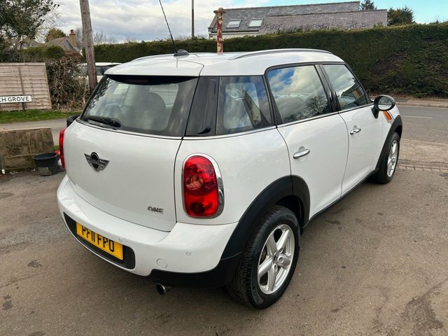 Mini Countryman 1.6 One Suv Euro 5 S S 98 Ps White #3
