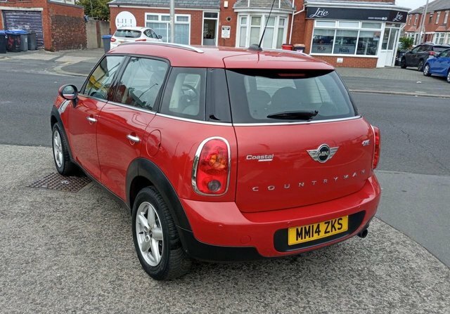 Mini Countryman 1.6 One Suv Euro 6 S S 98 Ps Red #3