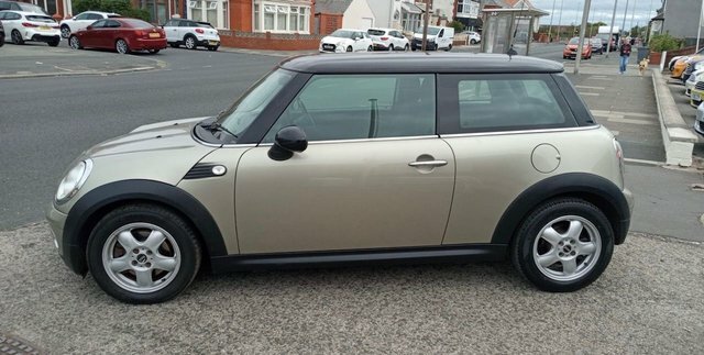 Mini Hatch 1.6 Cooper Hatchback Euro 4 120 MK59YGD Silver #5