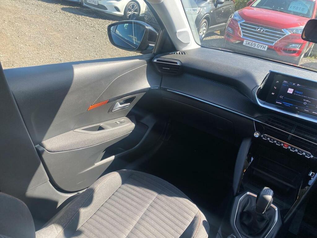 Peugeot 208 Puretech Allure Ss White #15