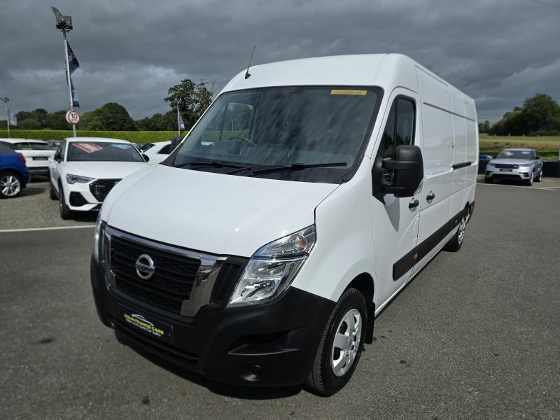 Nissan InterStar Acenta 2.3Dci L3 H2 F35 White