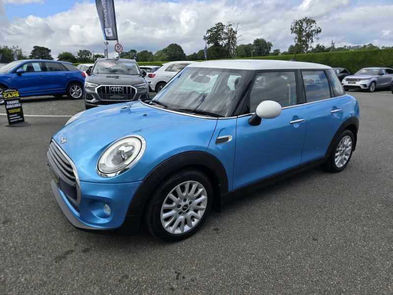 Mini Hatch 1.5D YE16PWN Blue #2