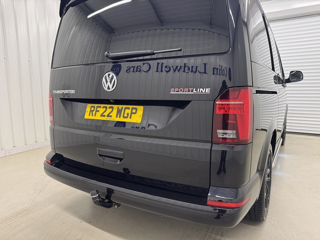 Volkswagen Transporter Sportline 2.0 Bitdi T32 Sportline Kombi Dsg Fwd Swb Euro 6 Black #6