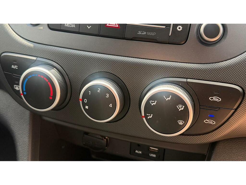 Hyundai I10 1.0 Play Euro 6 White #5