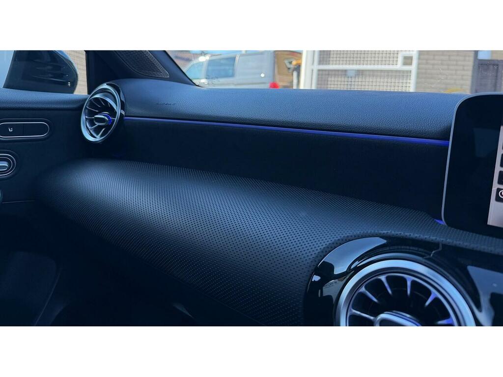 Mercedes-Benz A Class 1.6 A180 Se 7G-dct Euro 6 Ss Blue #8