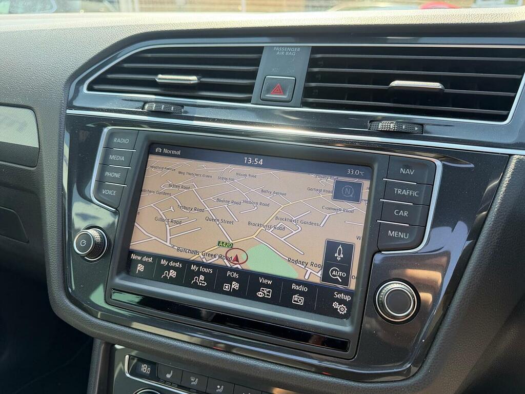 Volkswagen Tiguan 2.0 Tsi Bluemotion Tech R-line Suv Dsg White #7