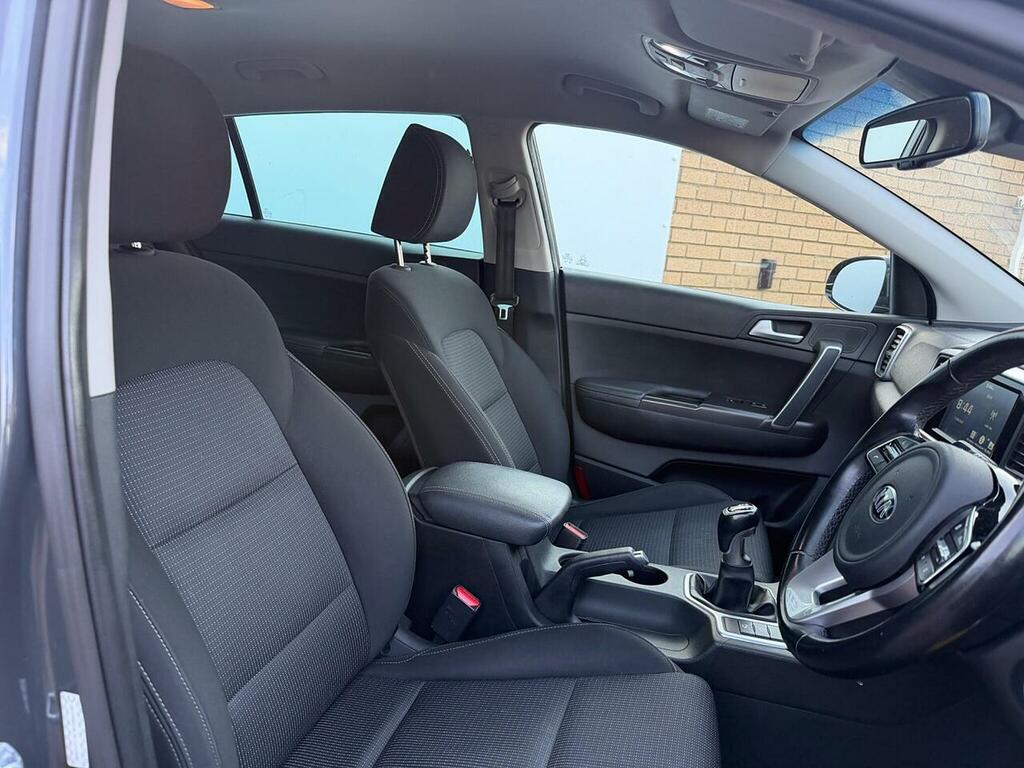 Kia Sportage 1.6 Gdi 2 Suv Euro 6 Ss 130 PK68XBN Grey #5