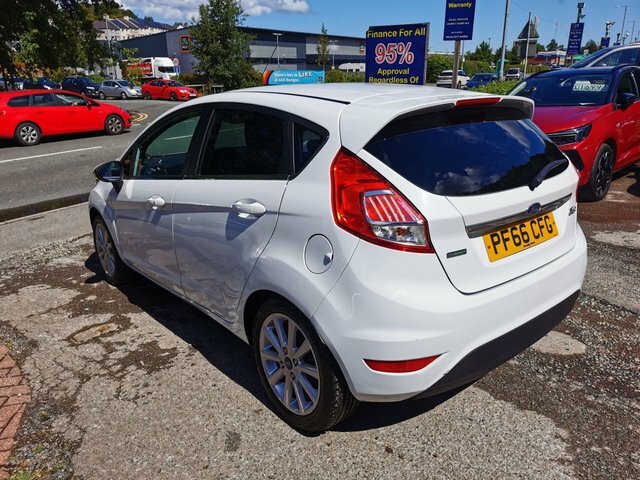 Ford Fiesta 1.0T Ecoboost Titanium Hatchback PF66CFG White #5