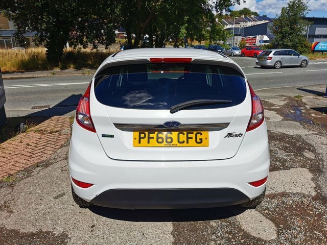 Ford Fiesta 1.0T Ecoboost Titanium Hatchback PF66CFG White #6
