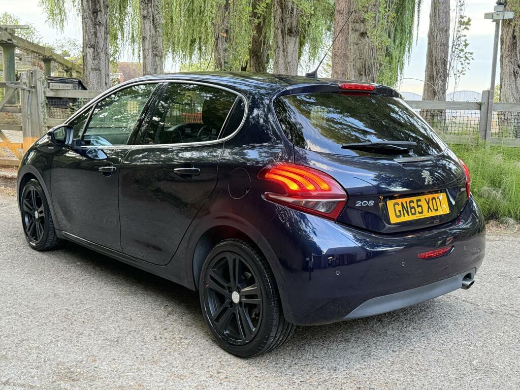 Peugeot 208 1.2 Puretech Allure Euro 6 Black #16