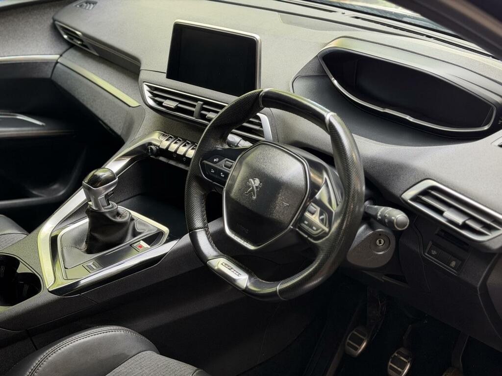 Peugeot 3008 Gt Line Black #2