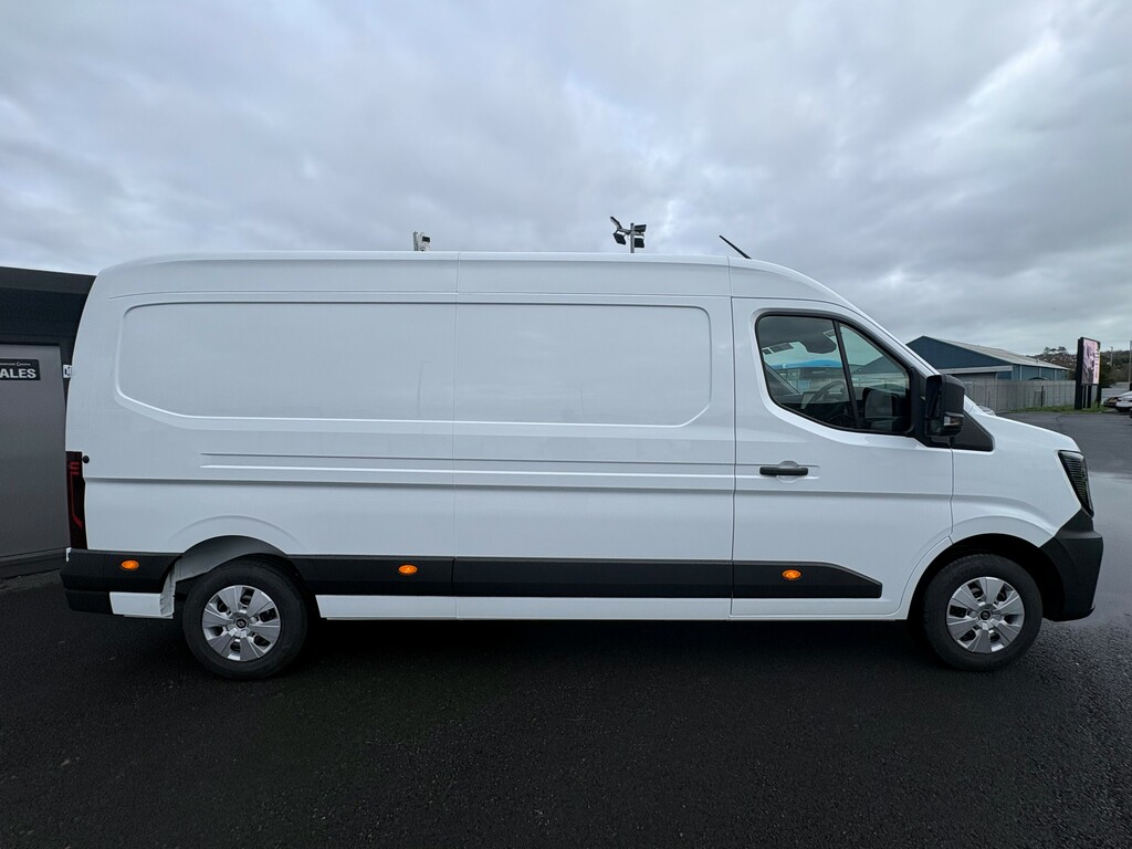 Renault Master Extralm35 2.0Dci 150 L3h2 With Factory Fitted White #5