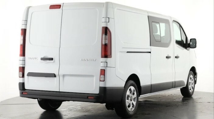 Renault Trafic Ll30 Blue Dci 130 Advance Crew Cab- 6 Seater White #2