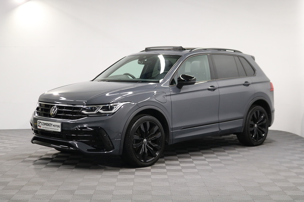 Volkswagen Tiguan Tsi Black Edition Grey #3
