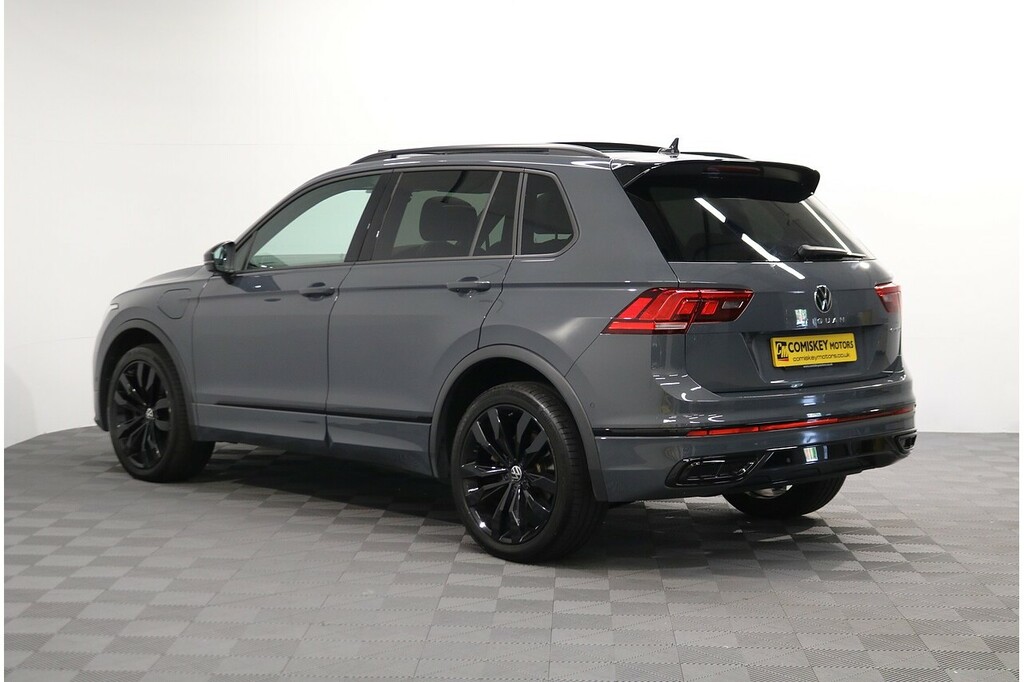 Volkswagen Tiguan Tsi Black Edition Grey #4