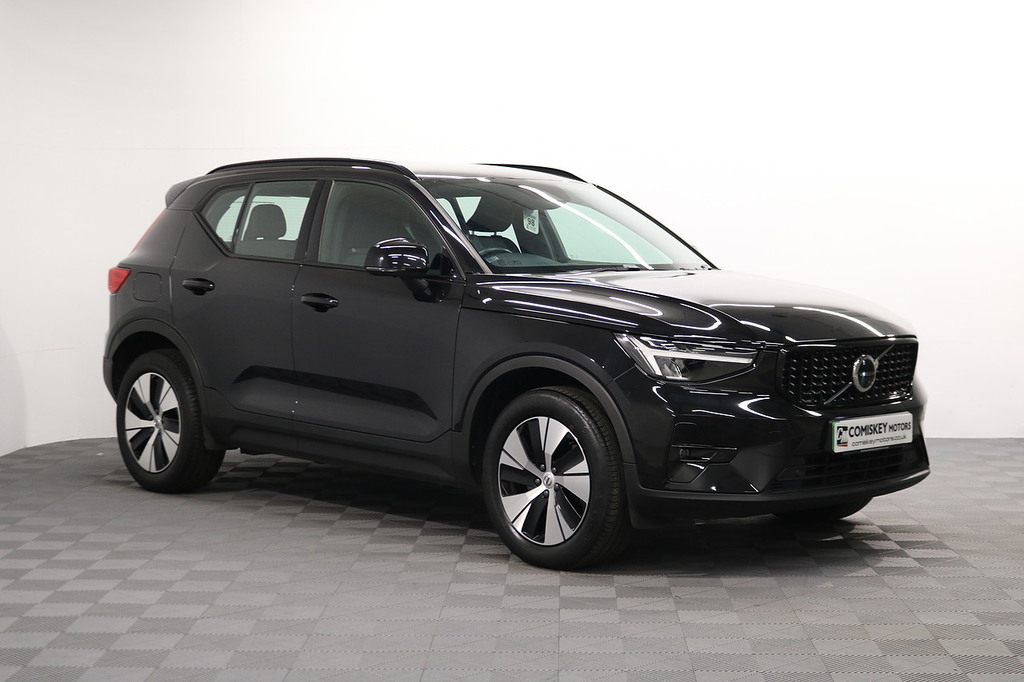Volvo XC40 H T4 Plus Black