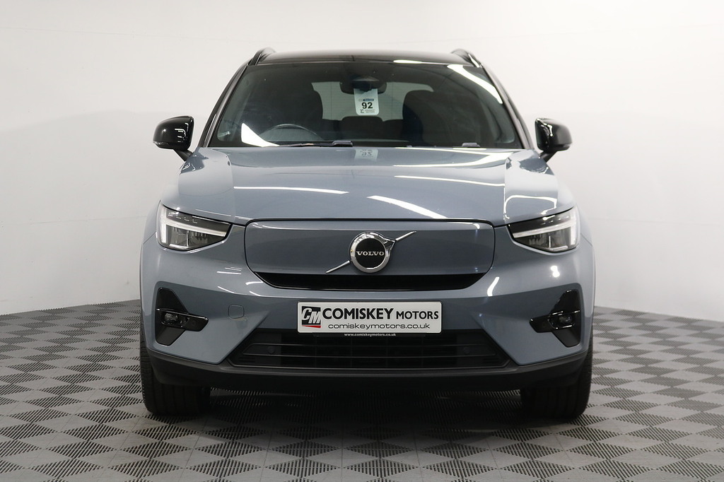 Volvo XC40 Plus Grey #2