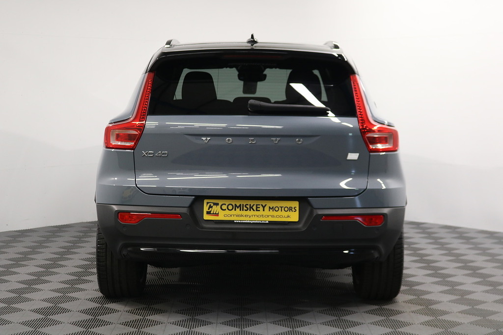Volvo XC40 Plus Grey #5